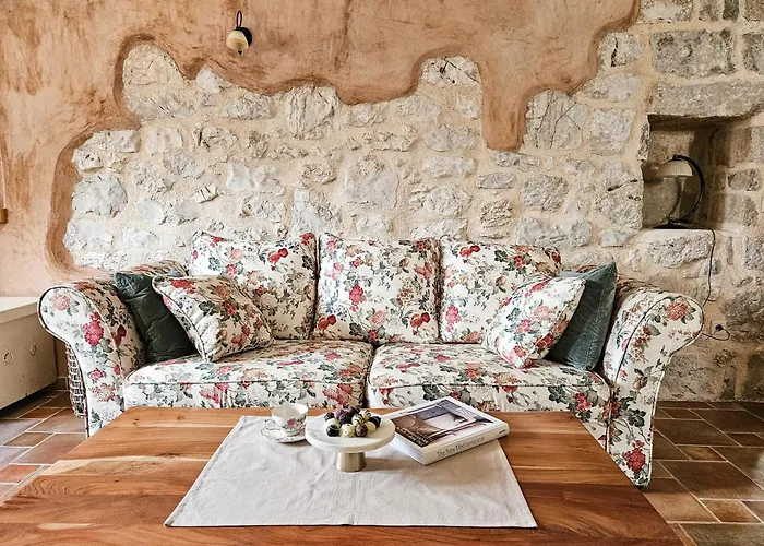 Vila Vicenca Strilcici